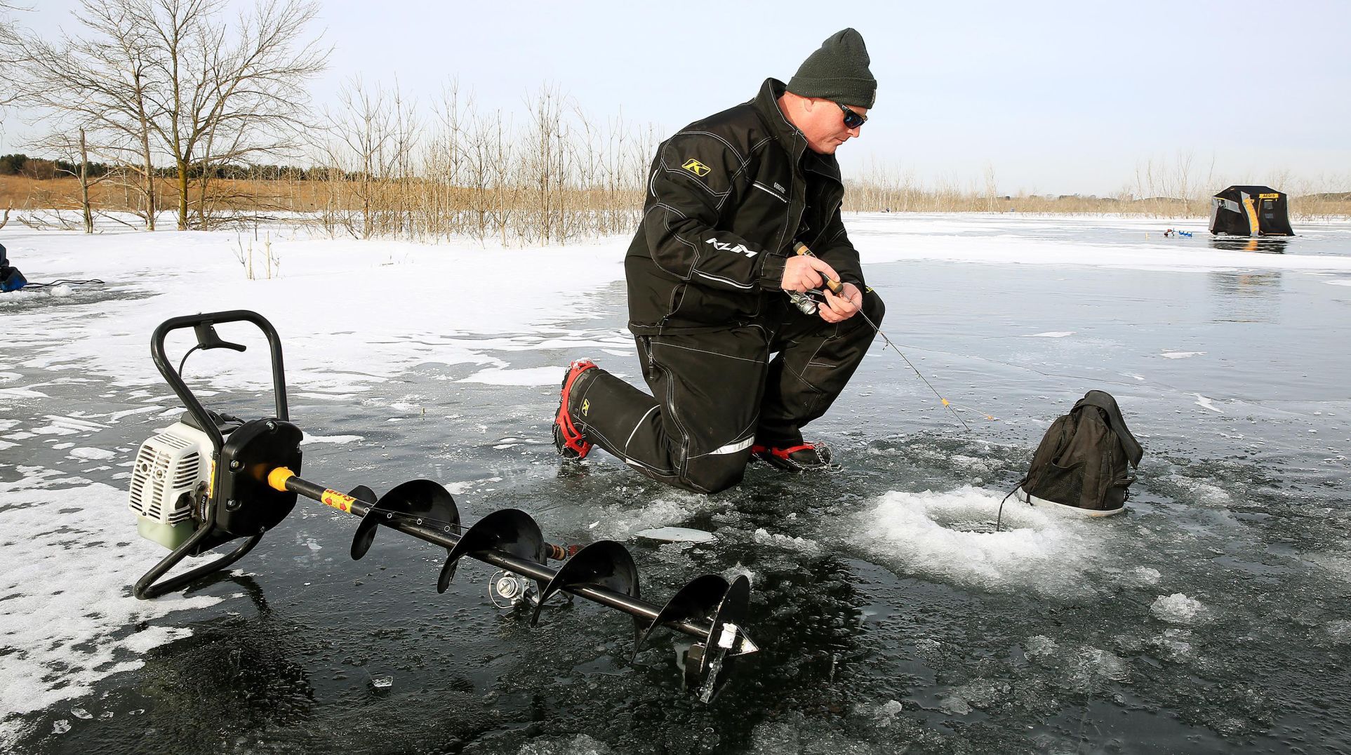 Ice Fishing 003